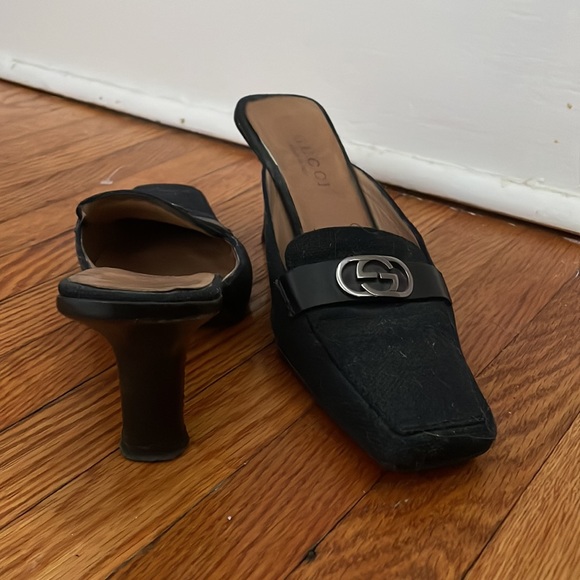 Authentic Gucci Shoes! Size7 - Picture 2 of 3